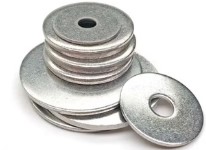 Golilla plana ancha 3/8" X 1.1/4" zin brillante 50