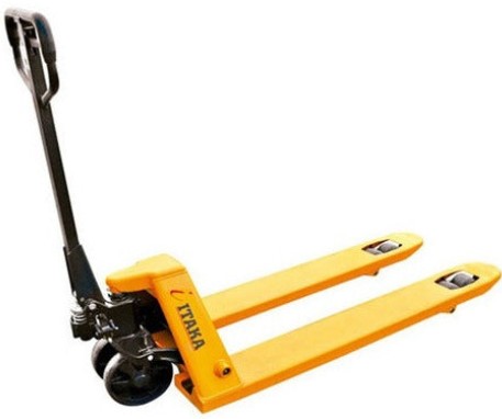 Transpaleta manual 2.5TON 685X1.150MM BF685